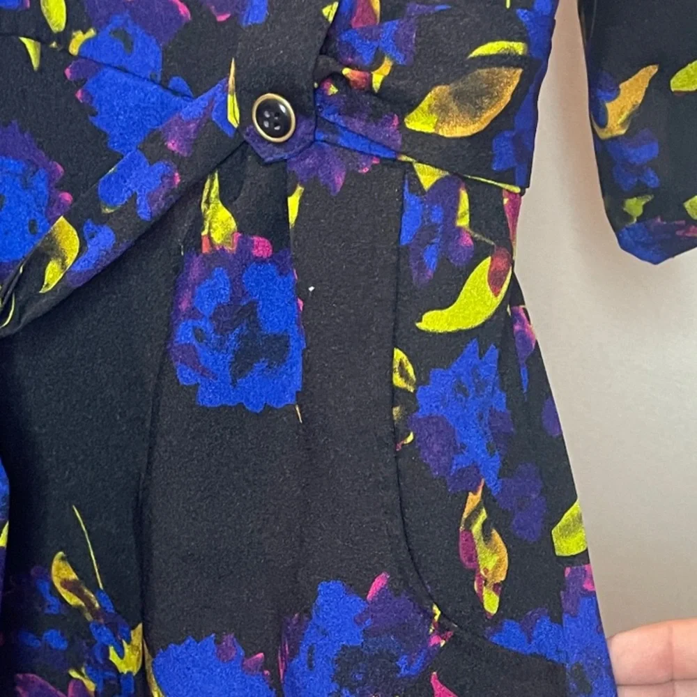 🌟 Yumi Kim Black, Floral Design Wrap Romper - Picture 4 of 14